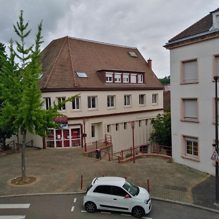 Chambre Meublee Au Coeur De Ville - Chez L'Habitant Le Creusot Zewnętrze zdjęcie