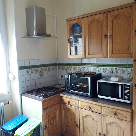 Chambre Meublee Au Coeur De Ville - Chez L'Habitant Le Creusot Zewnętrze zdjęcie